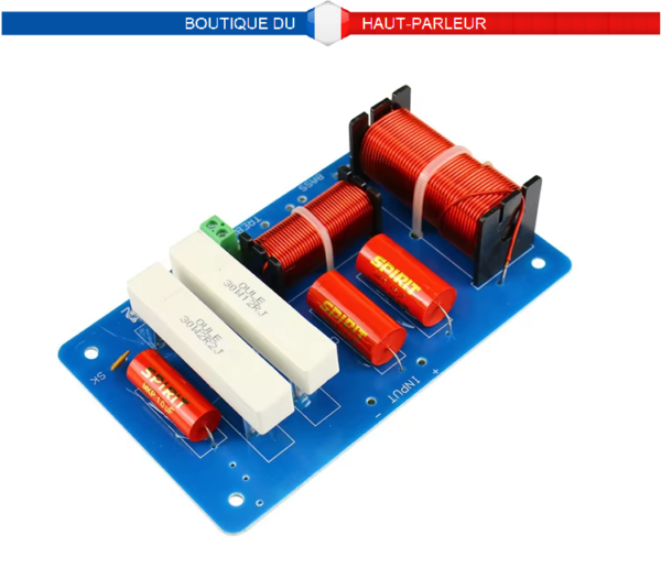 Filtre haut-parleur passif 2 voies ftéquence de croisement 2200 Hz, puissance 500 watts, impédance 4 à 8 ohms.